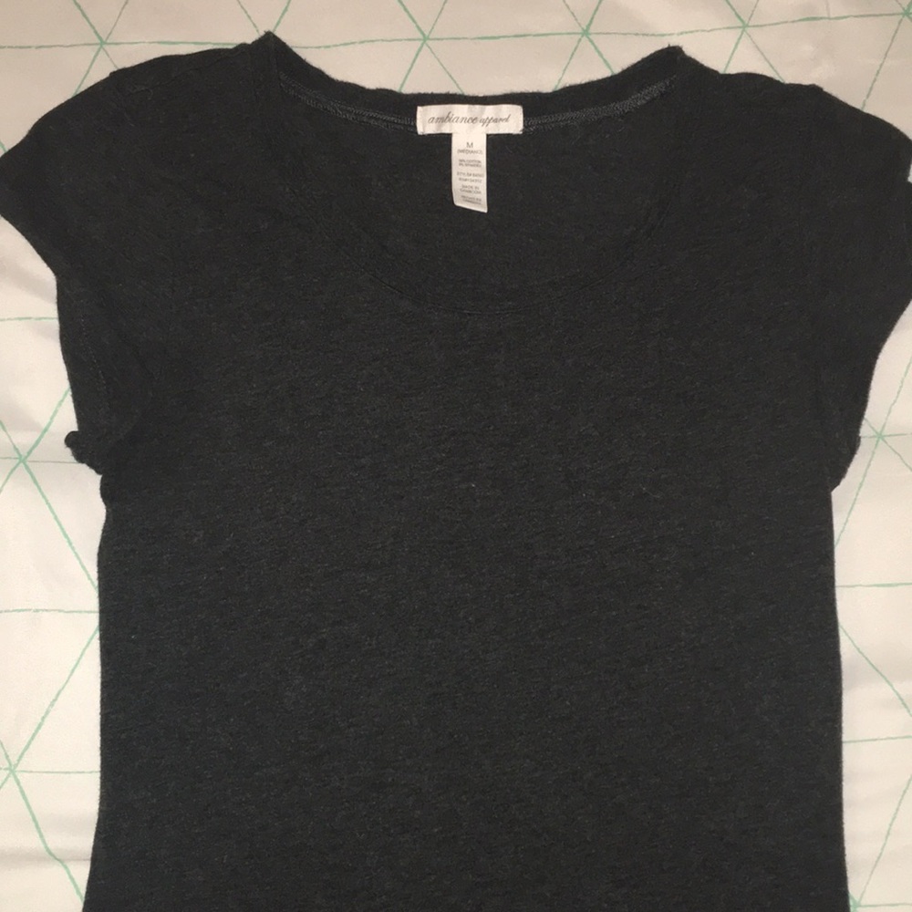 Short sleeve gray shirt